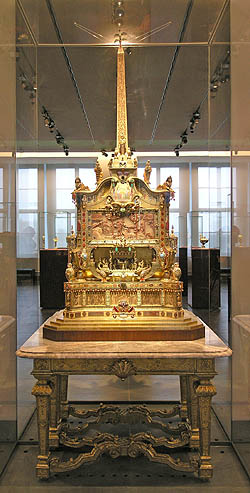 Der Apis-Altar im Ganzen